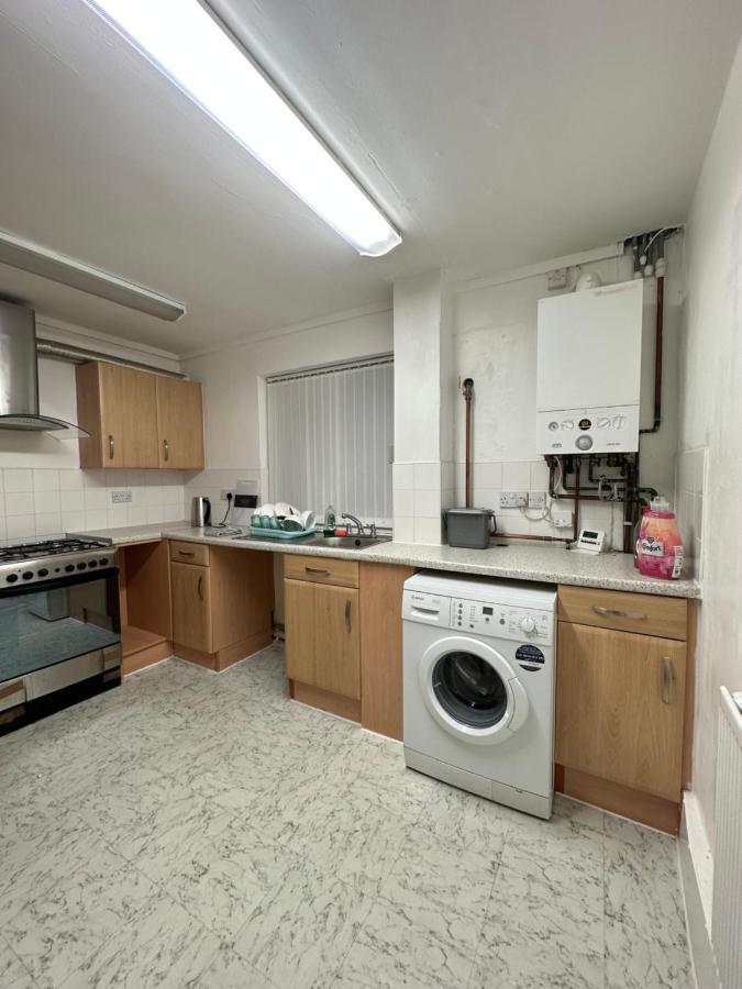 Bright, Warm & Cozy House In Harpurhey Apartment Manchester Luaran gambar